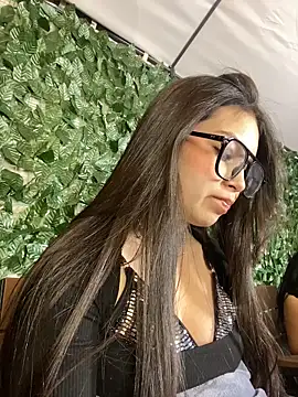 Mady Pink online show from March 13, 5:36 am