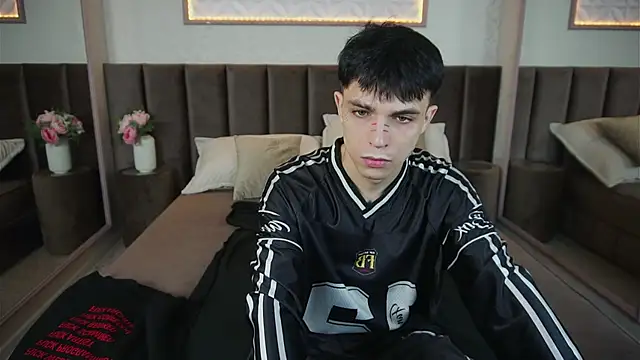 ClarkBev online show from March 13, 7:26 am