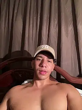 Alejandrososas online show from June 13, 6:17 pm