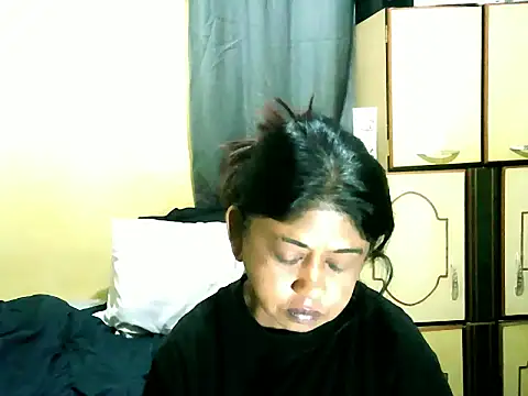 IndianPleasures21 online show from May 26, 5:25 am