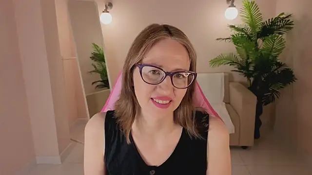 Elizabeth Andersonn online show from April 6, 8:48 am