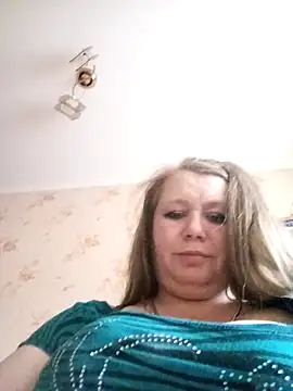 KiraStanton online show from March 22, 5:00 am