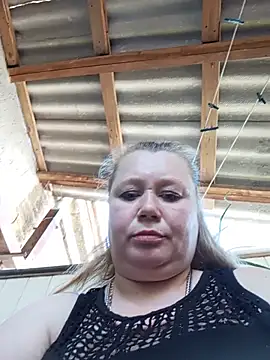 Snapshot of KiraStanton chatting on June 22, 12:24 pm KiraStanton online show from June 22, 12:24 pm