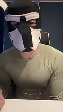 Snapshot of Jason_S223 chatting on April 4, 9:40 am Jason S223 online show from April 4, 9:40 am