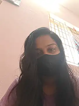 Snapshot of Shaliniqueen chatting on June 25, 6:40 am Shaliniqueen online show from June 25, 6:40 am