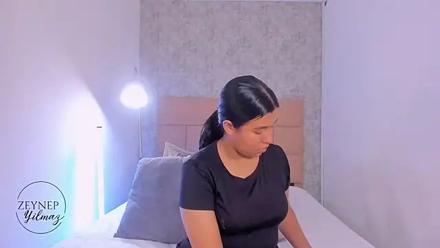 ZeynepYilmaz online show from April 10, 8:35 pm