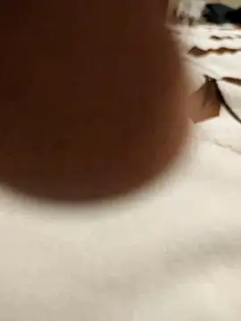 Snapshot of Mirco1981 chatting on April 13, 8:36 pm Mirco1981 online show from April 13, 8:36 pm