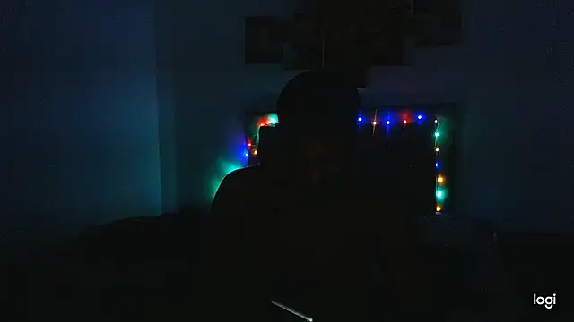 Snapshot of blackhorseet chatting on April 23, 4:46 am blackhorseet online show from April 23, 4:46 am