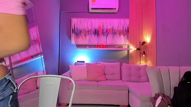 janinne lu online show from March 23, 11:14 am