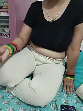 Queenlipx online show from March 19, 2:32 pm