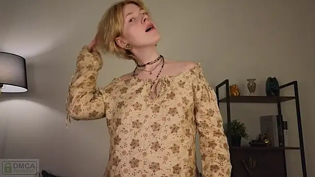  Freirene online show from April 17, 3:48 pm