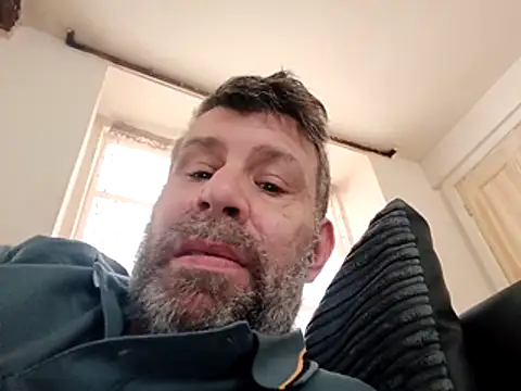 stud2512 online show from March 12, 1:39 pm