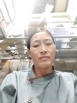 lris-Beauty77 online show from March 9, 11:47 am