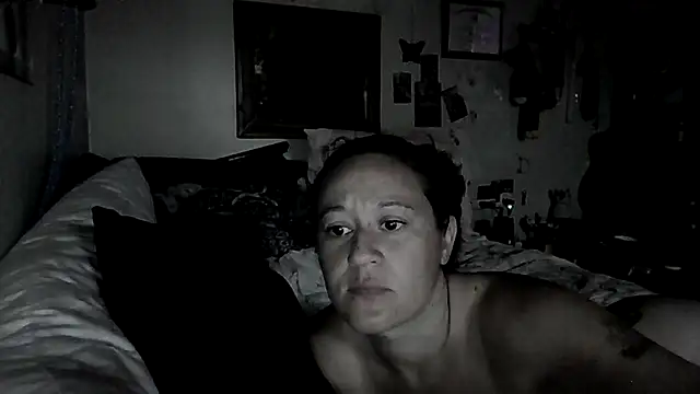 HarmlessPiece89 online show from June 11, 3:54 pm