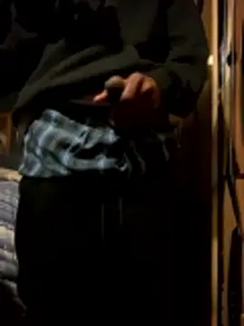 Snapshot of itsbussin80 chatting on March 28, 9:42 am itsbussin80 online show from March 28, 9:42 am