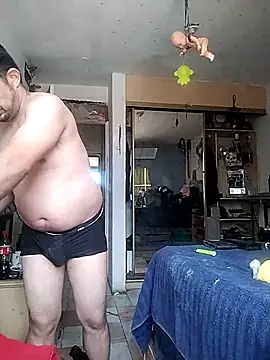 Snapshot of manuel4200 chatting on April 30, 9:30 pm manuel4200 online show from April 30, 9:30 pm