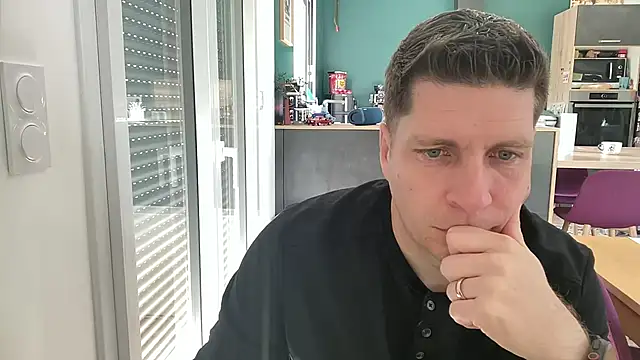 Minmoi1984 online show from March 31, 8:48 am