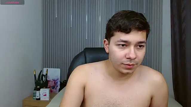 Julian Smith21 online show from July 17, 1:34 am