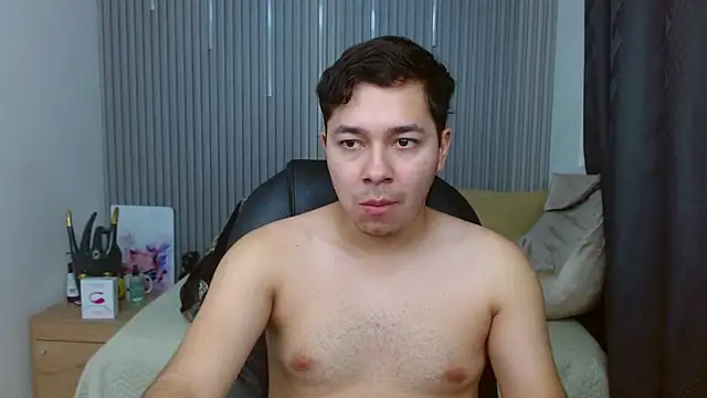 Julian Smith21 online show from July 18, 12:48 am