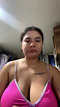 Snapshot of LaiaGomez chatting on June 29, 1:34 am LaiaGomez online show from June 29, 1:34 am