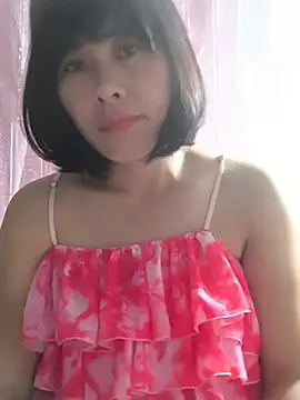 juicy-milu online show from July 7, 9:35 am