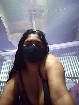 hotgirls02 online show from June 1, 8:43 pm