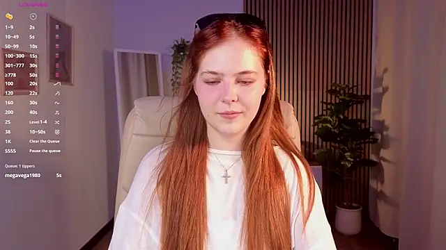 Elle Funning online show from June 20, 11:24 am