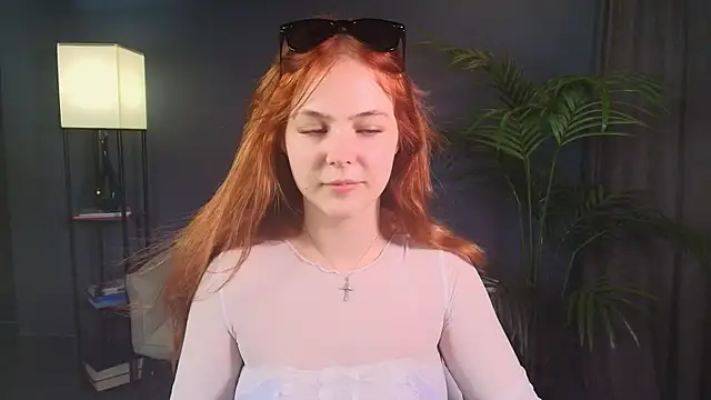 Elle Funning online show from June 25, 3:27 pm