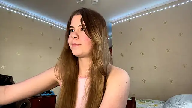 Amy Maev online show from April 1, 1:41 pm