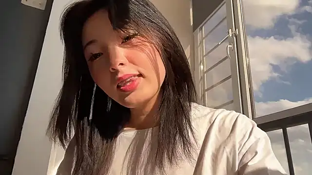 Snapshot of minnie_joy chatting on June 29, 12:38 pm minnie joy online show from June 29, 12:38 pm