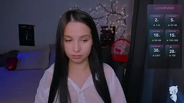 SoftyMooon online show from March 12, 6:36 pm