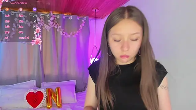 NixieSterling online show from July 9, 10:03 pm
