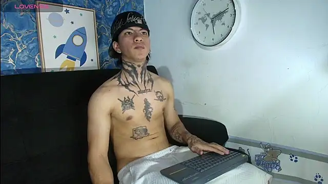 Tessarion Black online show from June 30, 5:19 am