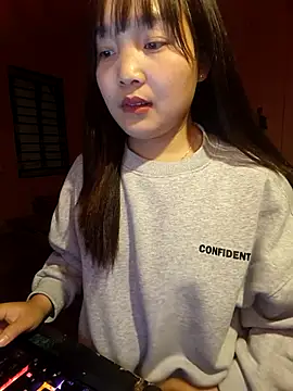 Snapshot of Myna5790 chatting on March 4, 2:01 pm Myna5790 online show from March 4, 2:01 pm