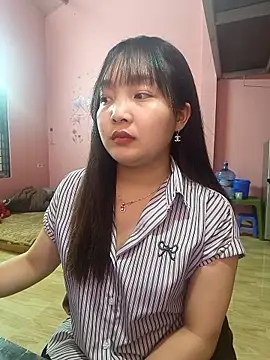 Myna5790 online show from April 5, 1:25 am