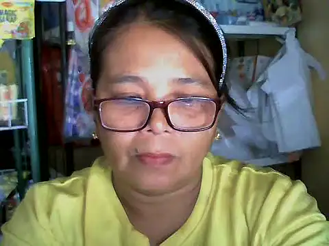 Flowerblossom123 online show from March 23, 1:09 am