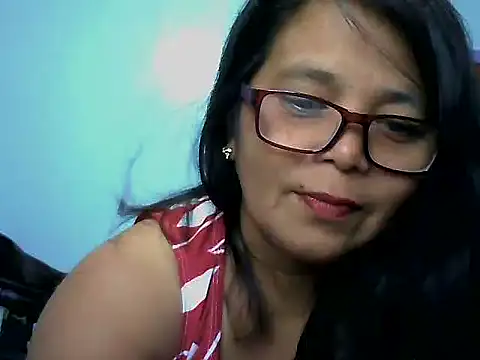 Flowerblossom123 online show from April 3, 6:00 am