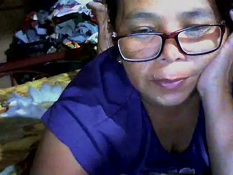 Flowerblossom123 online show from April 4, 2:03 pm