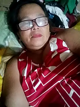 Flowerblossom123 online show from April 26, 11:30 am