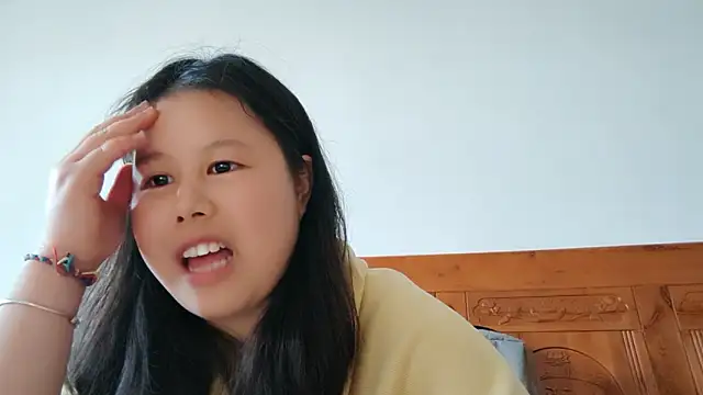 Hannah-33 online show from February 27, 6:57 am