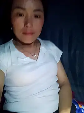 Snapshot of Yuka7700 chatting on February 27, 1:22 pm Yuka7700 online show from February 27, 1:22 pm