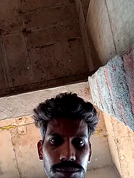 Snapshot of rohitrana56 chatting on February 26, 10:47 am rohitrana56 online show from February 26, 10:47 am