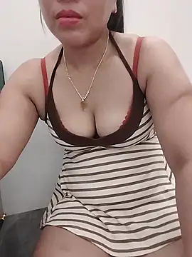 Snapshot of 01_ANNA_01 chatting on July 17, 1:12 am 01 ANNA 01 online show from July 17, 1:12 am