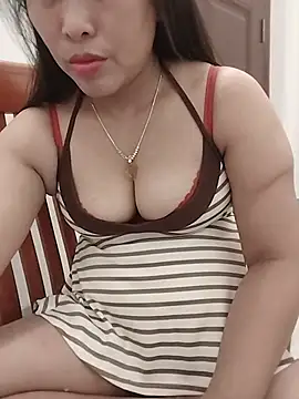 Snapshot of 01_ANNA_01 chatting on July 18, 5:00 am 01 ANNA 01 online show from July 18, 5:00 am