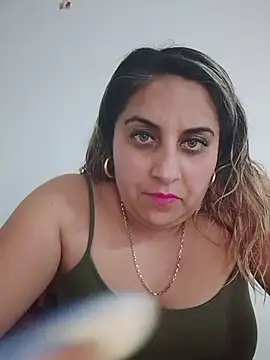 Snapshot of I_amXenox chatting on February 26, 12:59 pm I amXenox online show from February 26, 12:59 pm