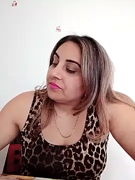 Snapshot of I_amXenox chatting on March 3, 11:49 am I amXenox online show from March 3, 11:49 am