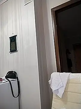 MilkCandyGirl online show from July 14, 5:18 pm