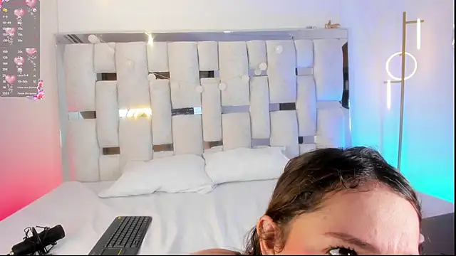 Snapshot of HecateCorvin chatting on February 26, 12:48 pm HecateCorvin online show from February 26, 12:48 pm