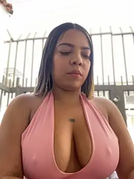 AdaPink  online show from April 18, 1:15 pm