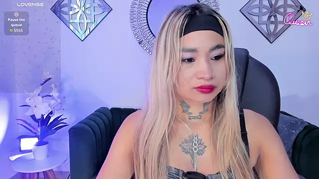 mystic nova  online show from March 31, 11:21 am